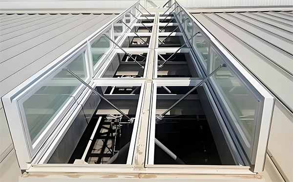 永安坝街道排烟天窗