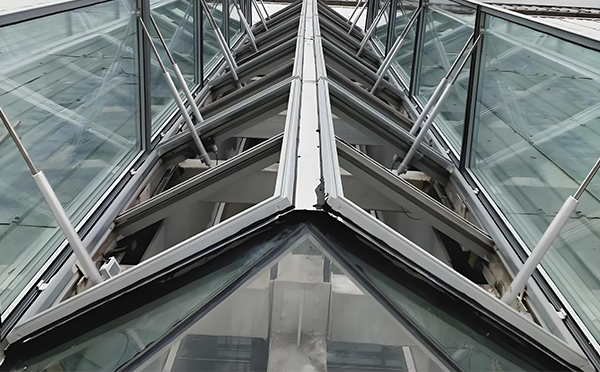 永安坝街道排烟天窗