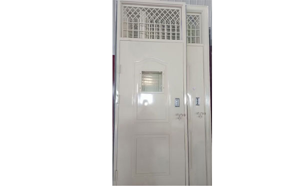 永安坝街道学校教室门