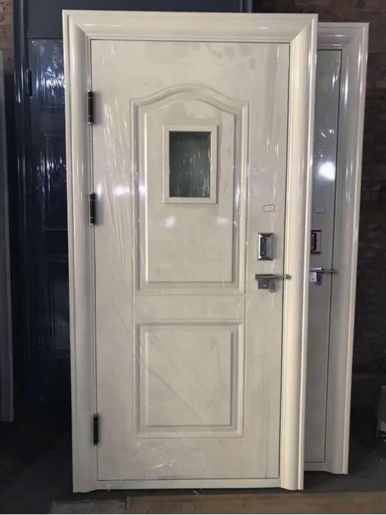 永安坝街道学校教室门