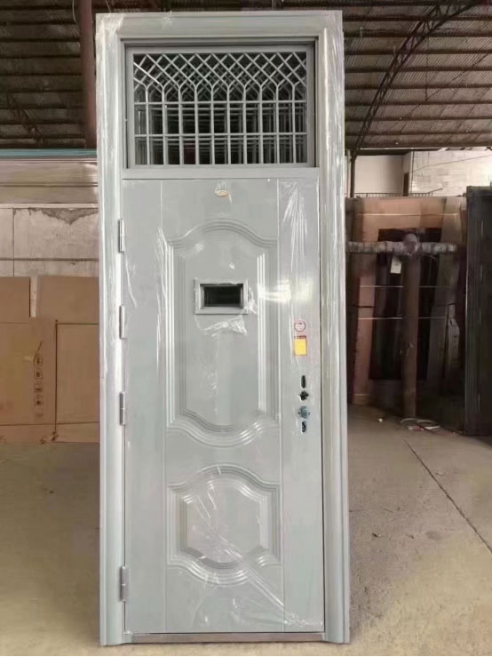 永安坝街道学校教室门