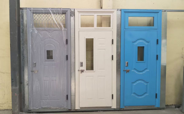 永安坝街道学校教室门