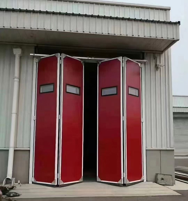 永安坝街道工业折叠门在大型装配车间出入口的应用实例